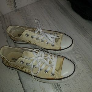 Converse Sneakers